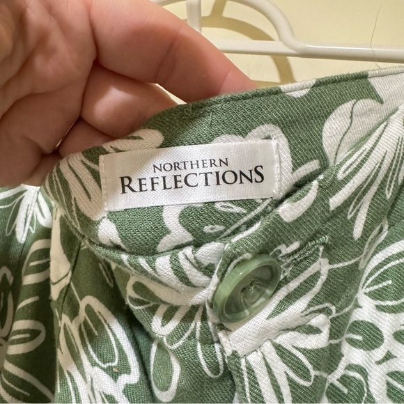 Women’s Northern Reflections NWT Floral Green White Wide-Leg Flowy Pants S: 18 - Picture 7 of 16